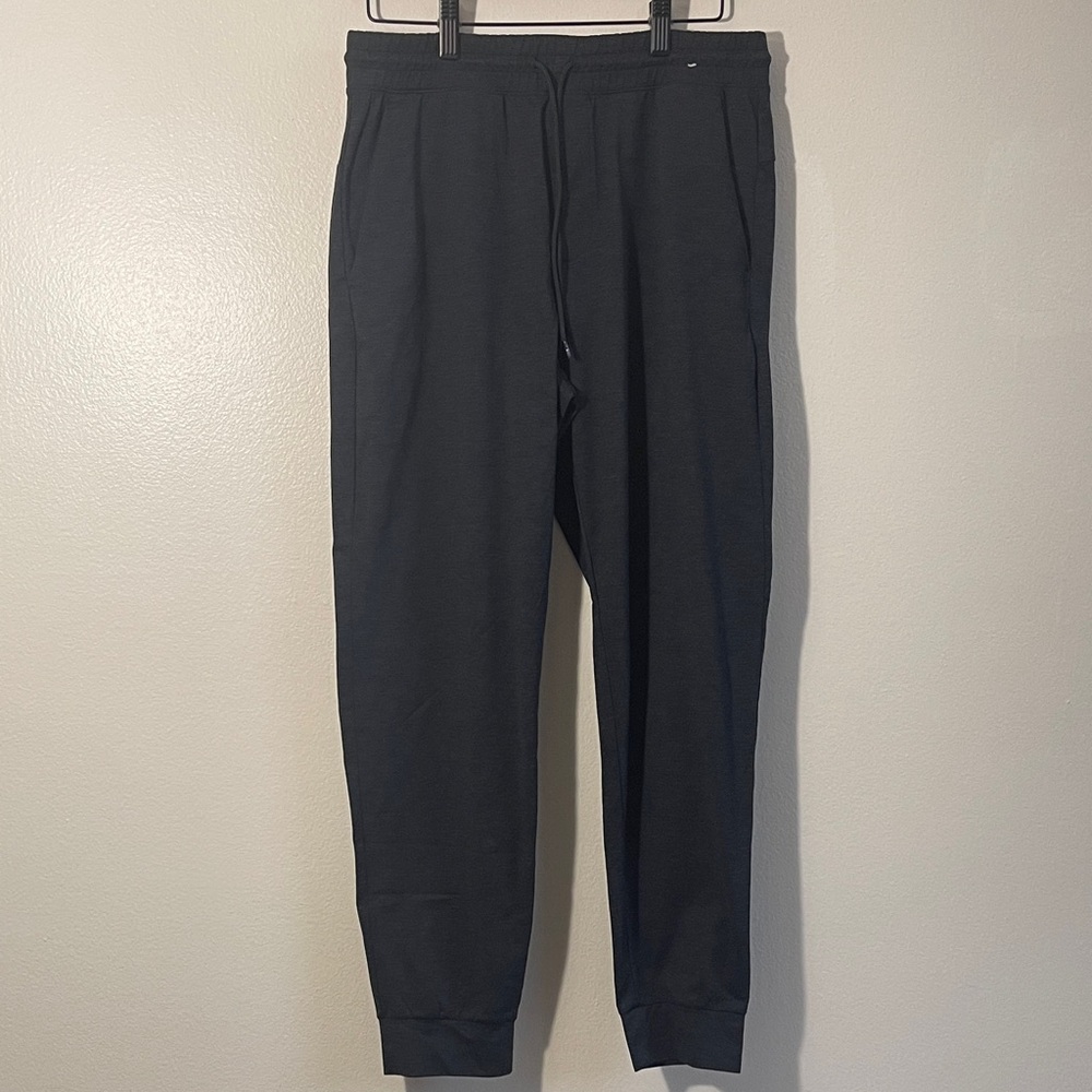 Uniqlo Men's Dark Gray Joggers Medium